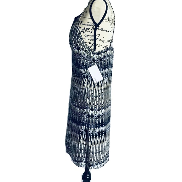 Kensie | Sound Waves Shift Dress | Large NWT - Picture 5 of 15